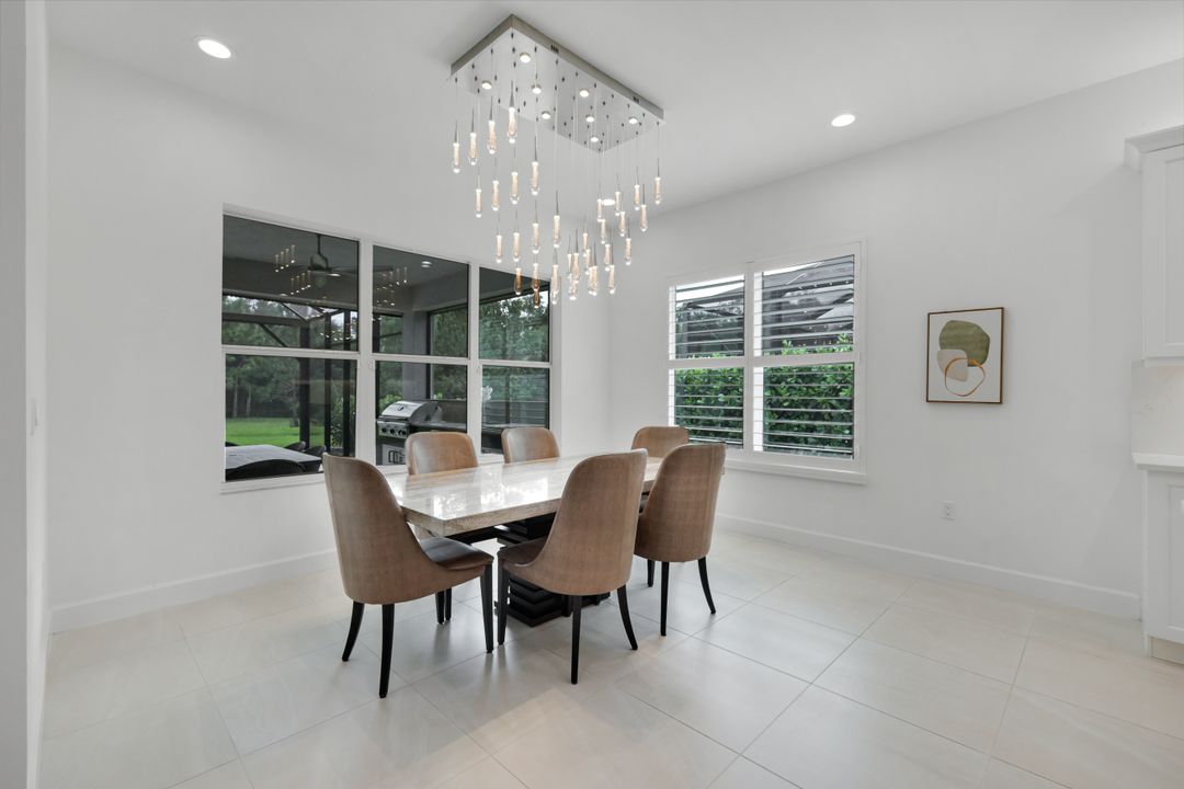 11698 Jasper Ct, Naples, FL 34120
