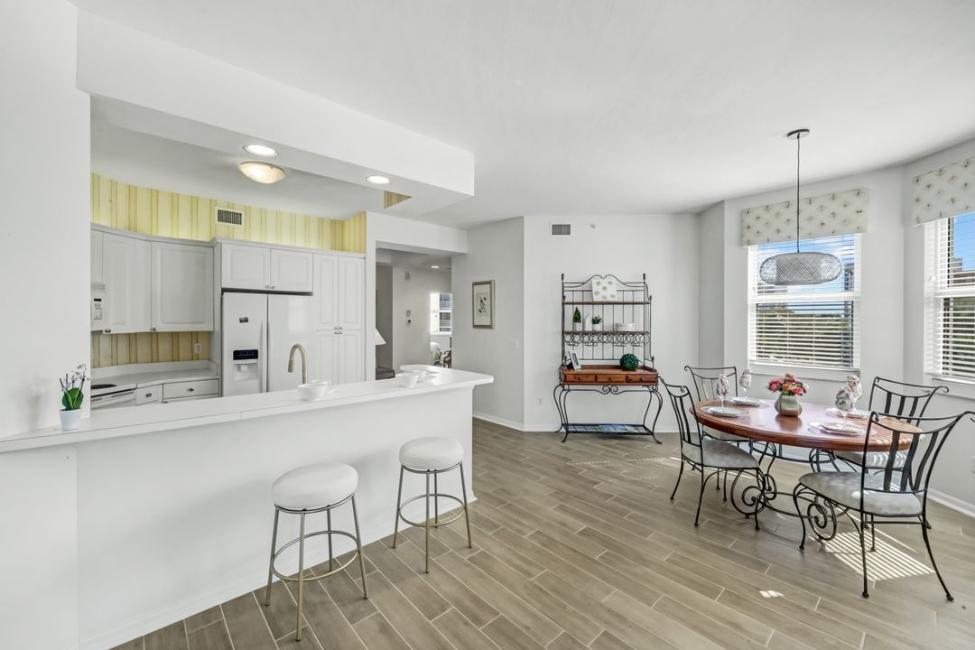 450 Launch Cir #501, Naples, FL 34108