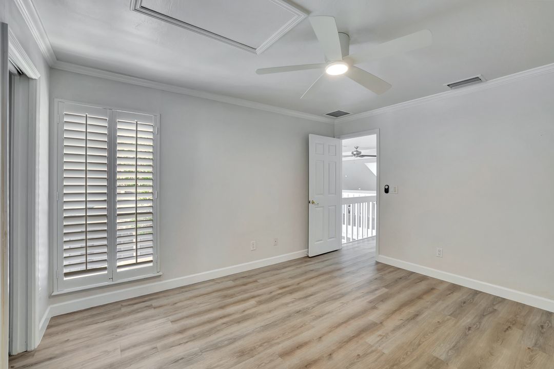 206 Woodshire Ln, Naples, FL 34105