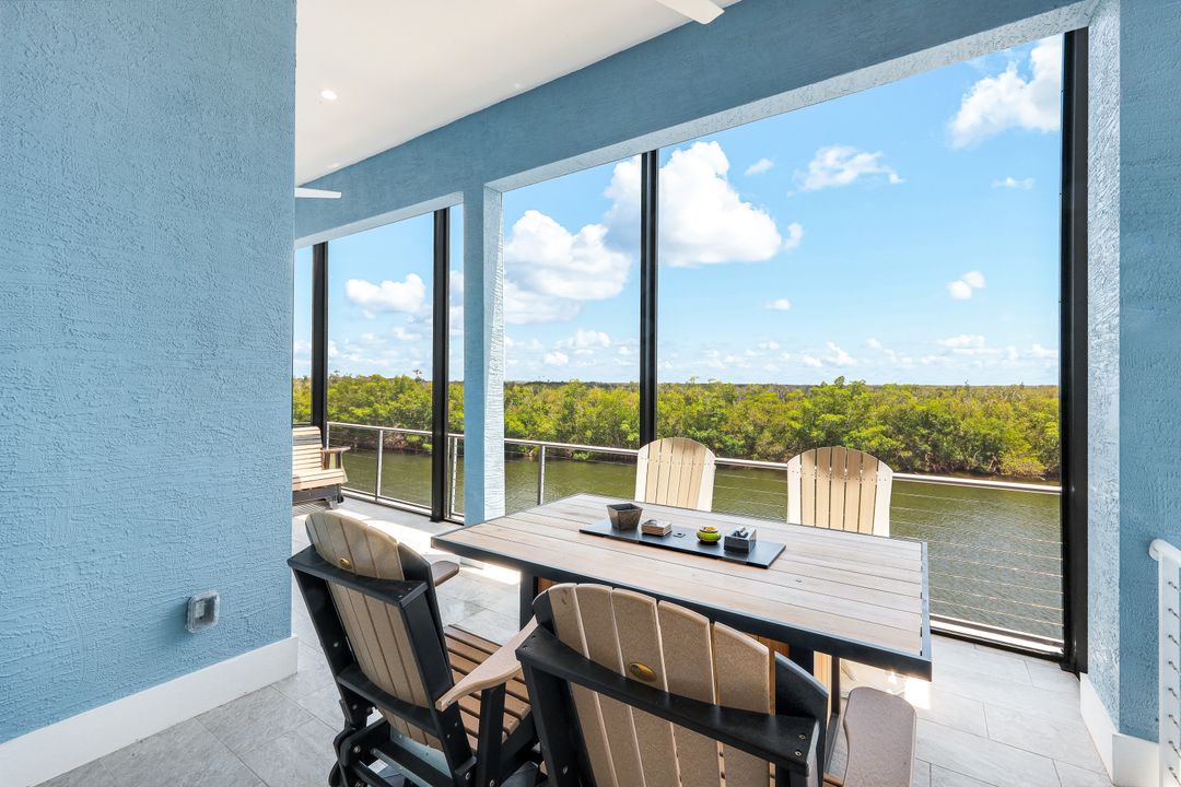 5826 Shell Cove Drive, Cape Coral, FL 33914