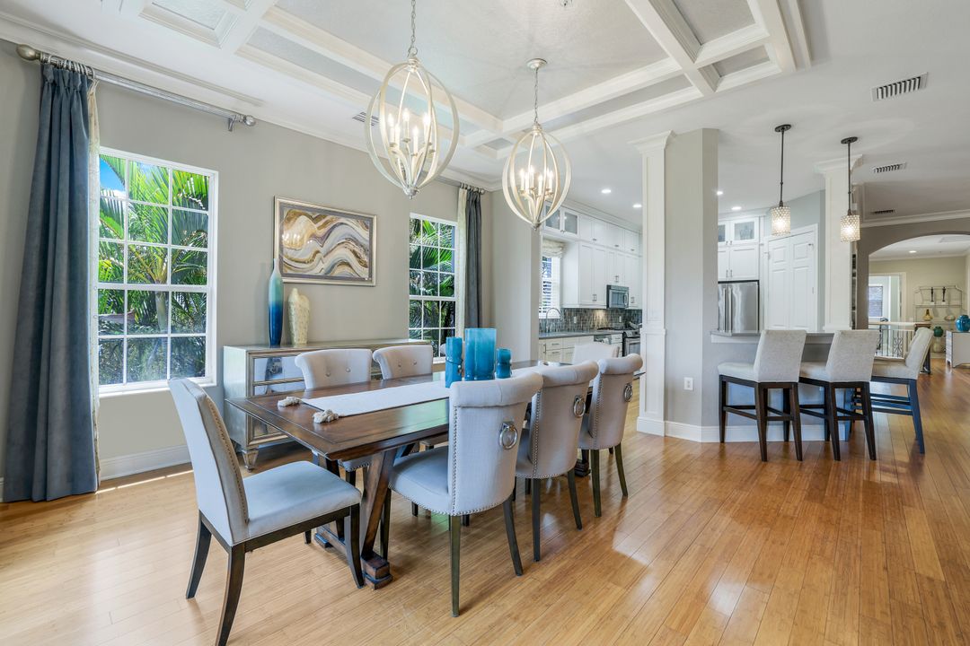 9053 Cascada Way #202, Naples, FL 34114