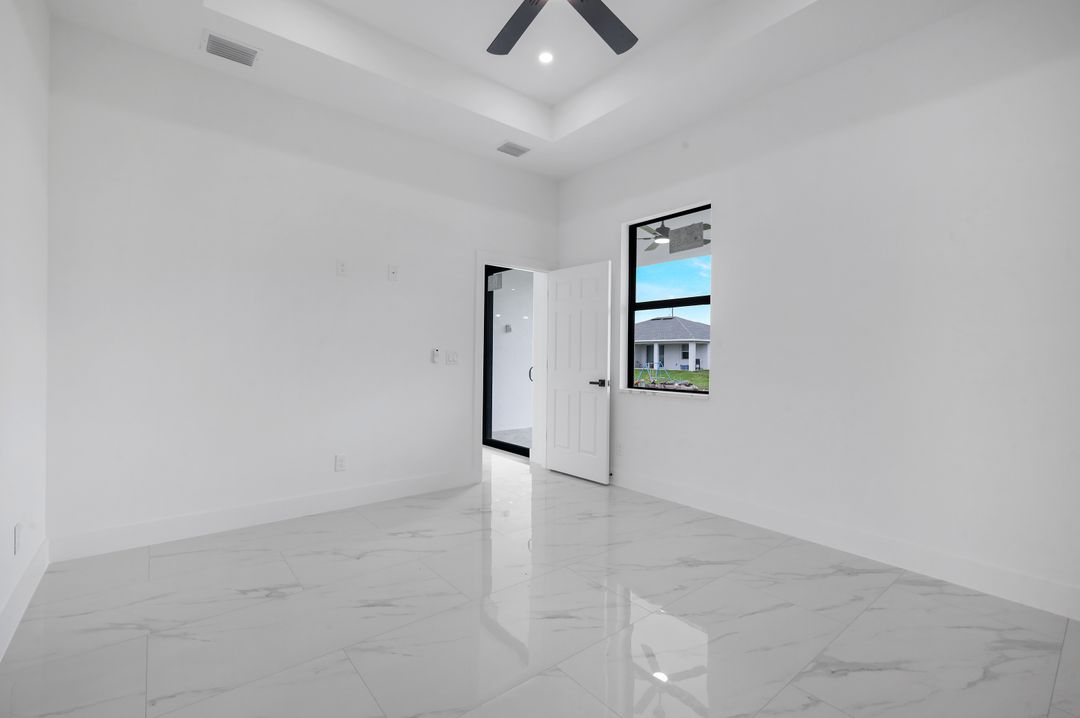 3005 Ida Ave S, Lehigh Acres, FL 33976