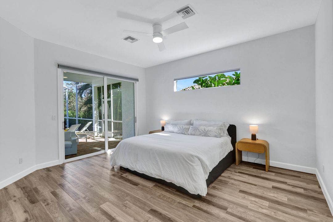 874 Wyndemere Way, Naples, FL 34105