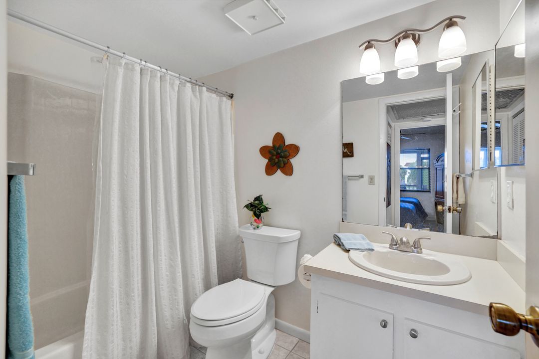 4357 27th Ct SW #204, Naples, FL 34116