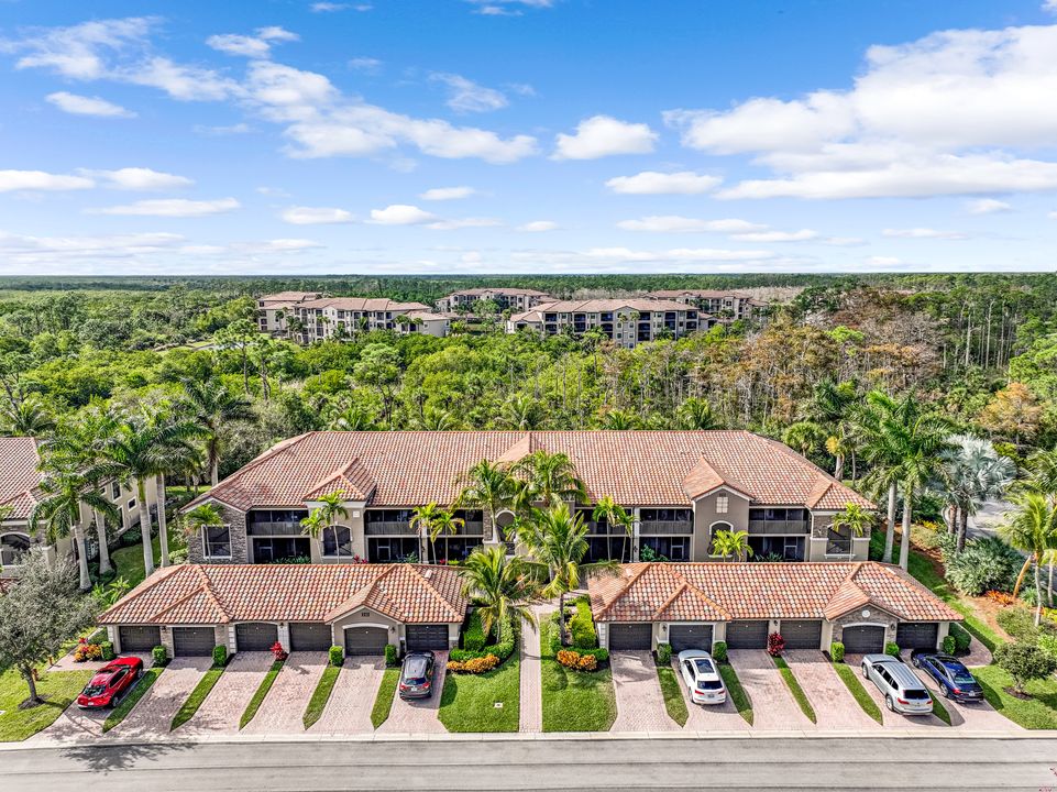 9828 Venezia Cir #1124, Naples, FL 34113