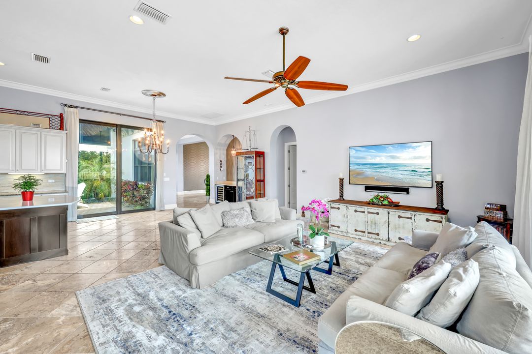 16811 Cabreo Dr, Naples, FL 34110