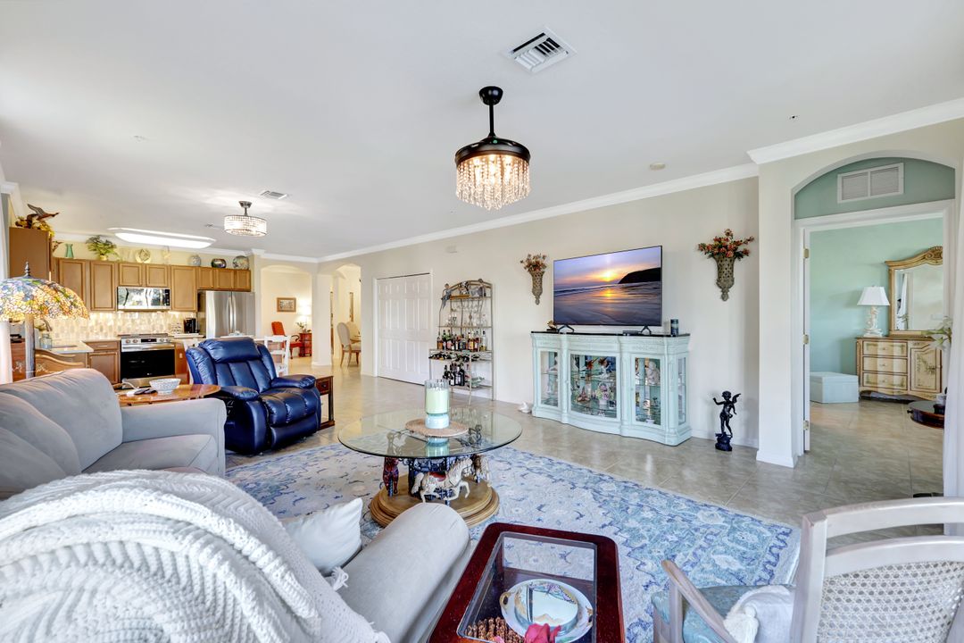 9631 Spanish Moss Way #3916, Bonita Springs, FL 34135