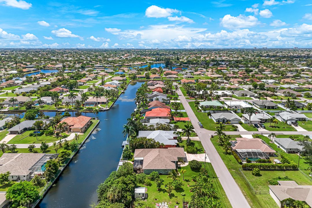 2143 SE 5th Ave, Cape Coral, FL 33990
