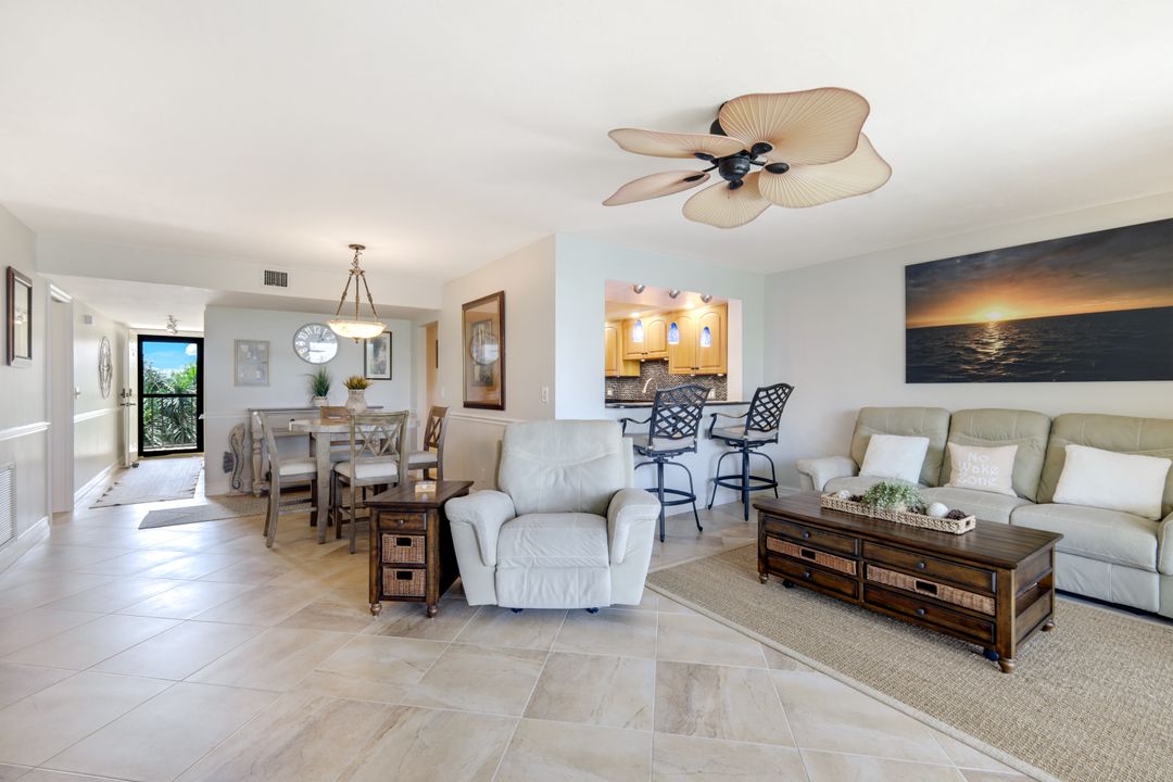 7119 Lakeridge View Court #302, Fort Myers, FL 33907