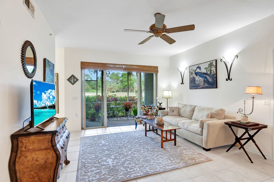 3415 Laurelgreens Ln S #101, Naples, FL 34119