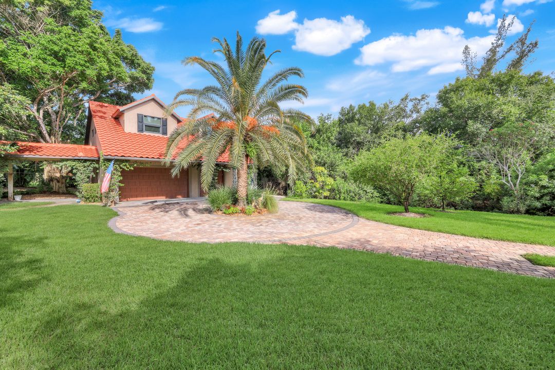 12305 Avida Ln, Bonita Springs, FL 34135