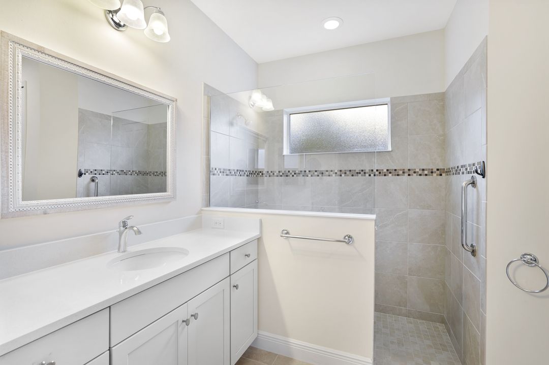 3529 Canopy Cir, Naples, FL 34120