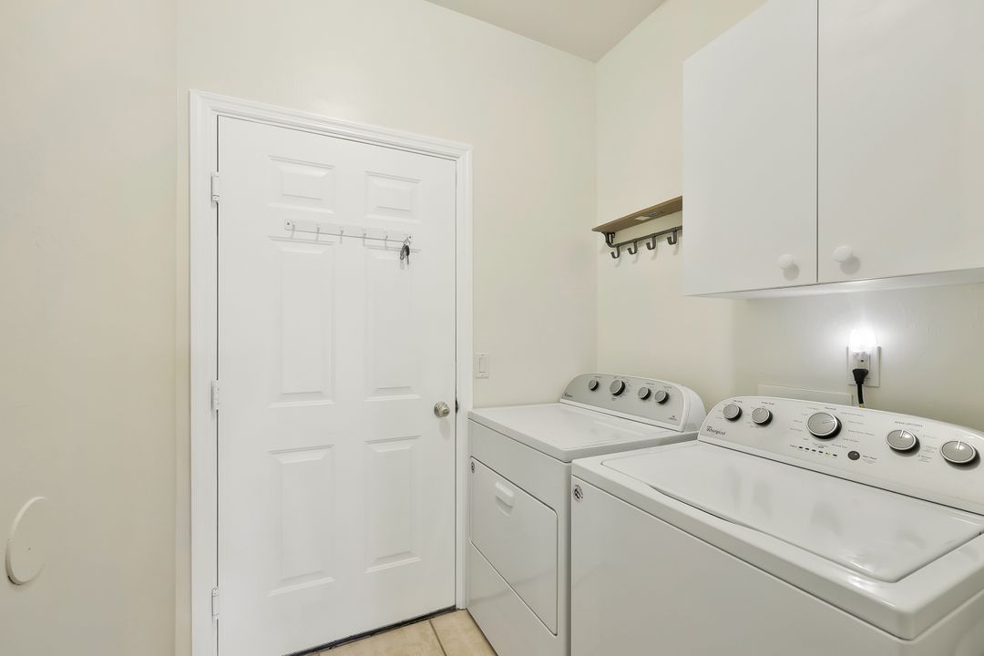 5877 3 Iron Dr #702, Naples, FL 34110