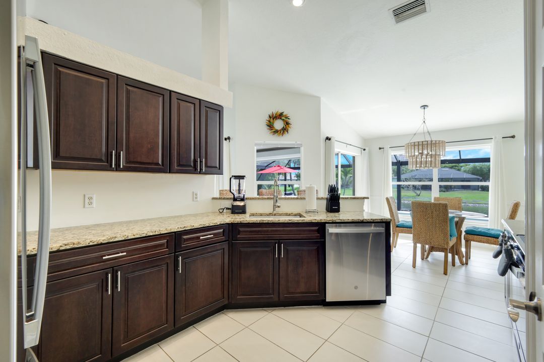 1058 SW 57th St, Cape Coral, FL 33914