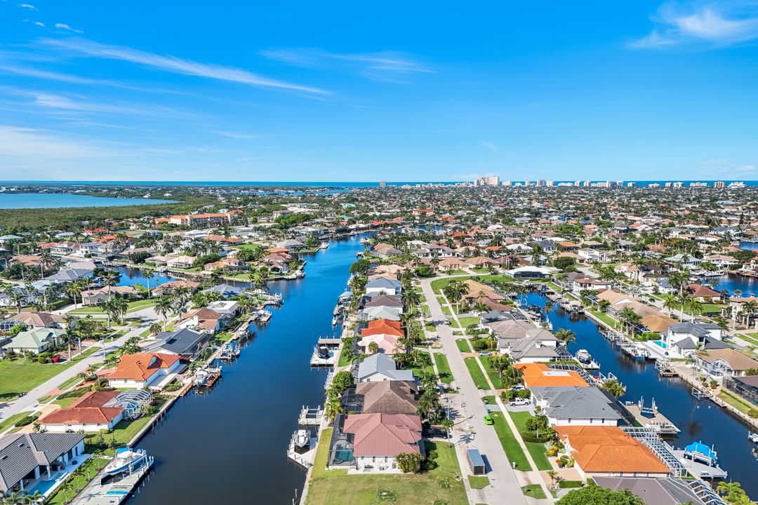 1889 Woodbine Ct, Marco Island, FL 34145