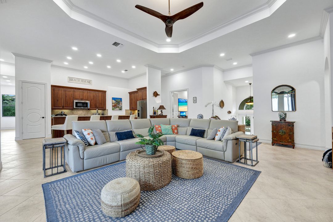 350 Gumbo Limbo Ln, Marco Island, FL 34145