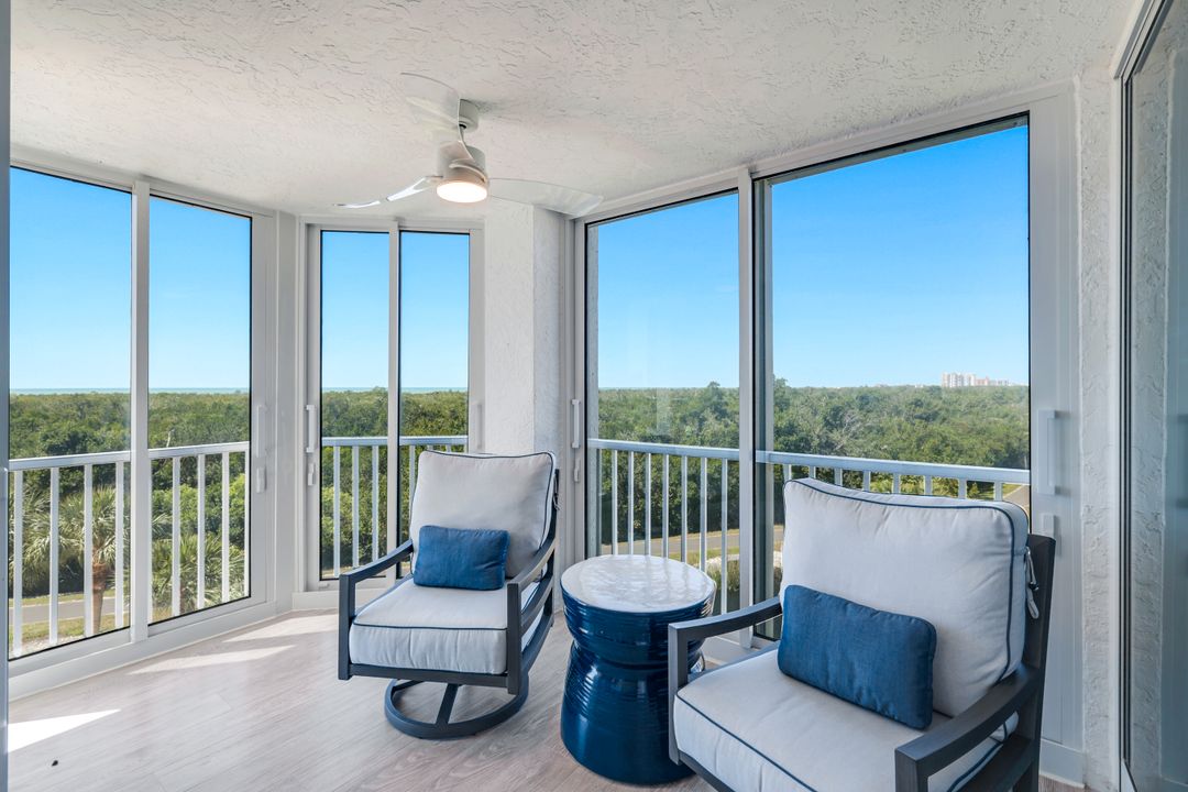 6101 Pelican Bay Blvd  #305, Naples, FL 34108