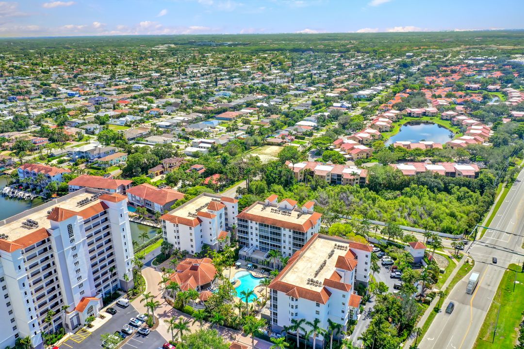 460 Launch Cir #604, Naples, FL 34108