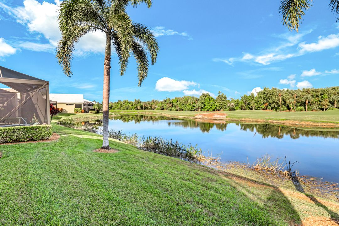 19641 Silver Oak Dr, Fort Myers, FL 33967