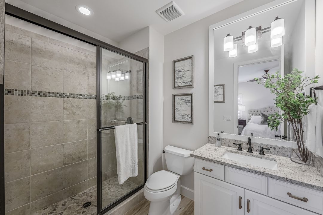 9071 Sorreno Ct, Naples, FL 34119