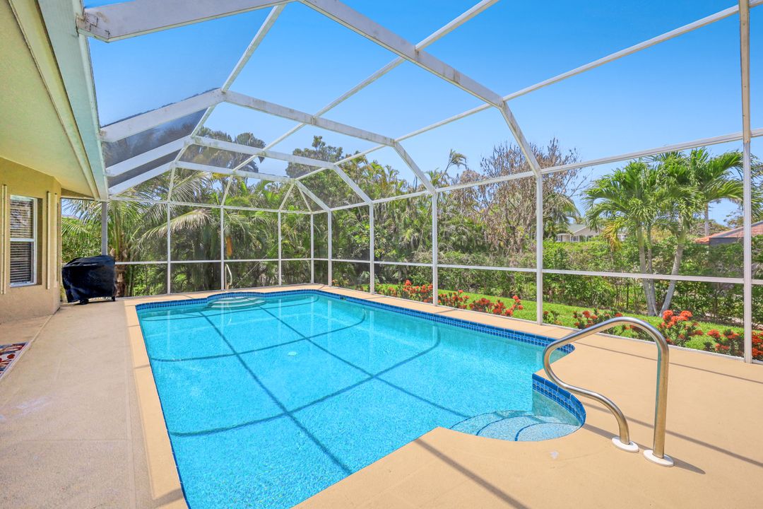 576 Somerset Ct, Marco Island, FL 34145