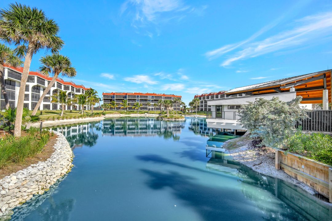 2445 W Gulf Dr, Sanibel, FL 33957