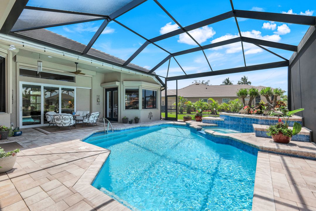 5606 Merlyn Ln, Cape Coral, FL 33914