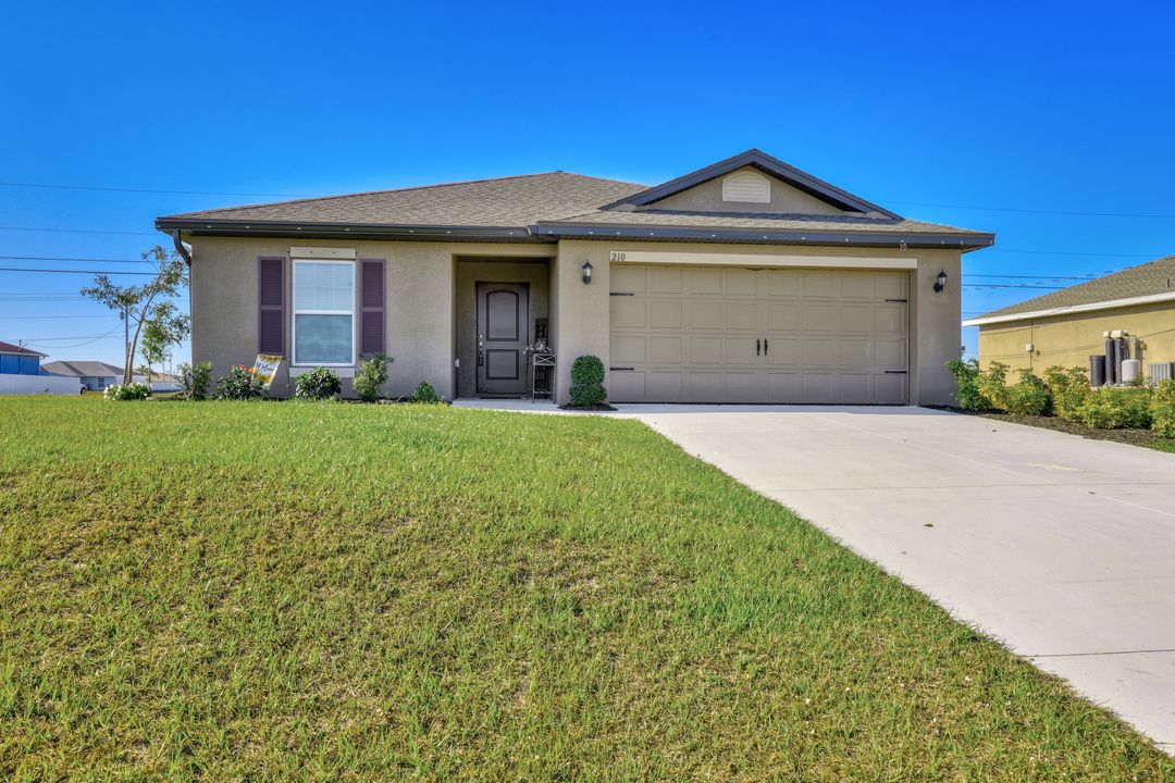 210 NE 16th Terrace, Cape Coral, FL 33909