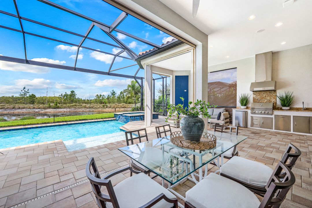 9463 Montelanico Loop, Naples, FL 34119