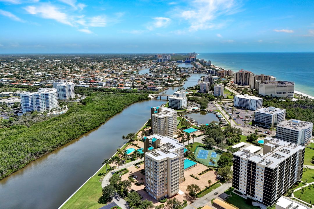 21 Bluebill Ave #1001, Naples, FL 34108