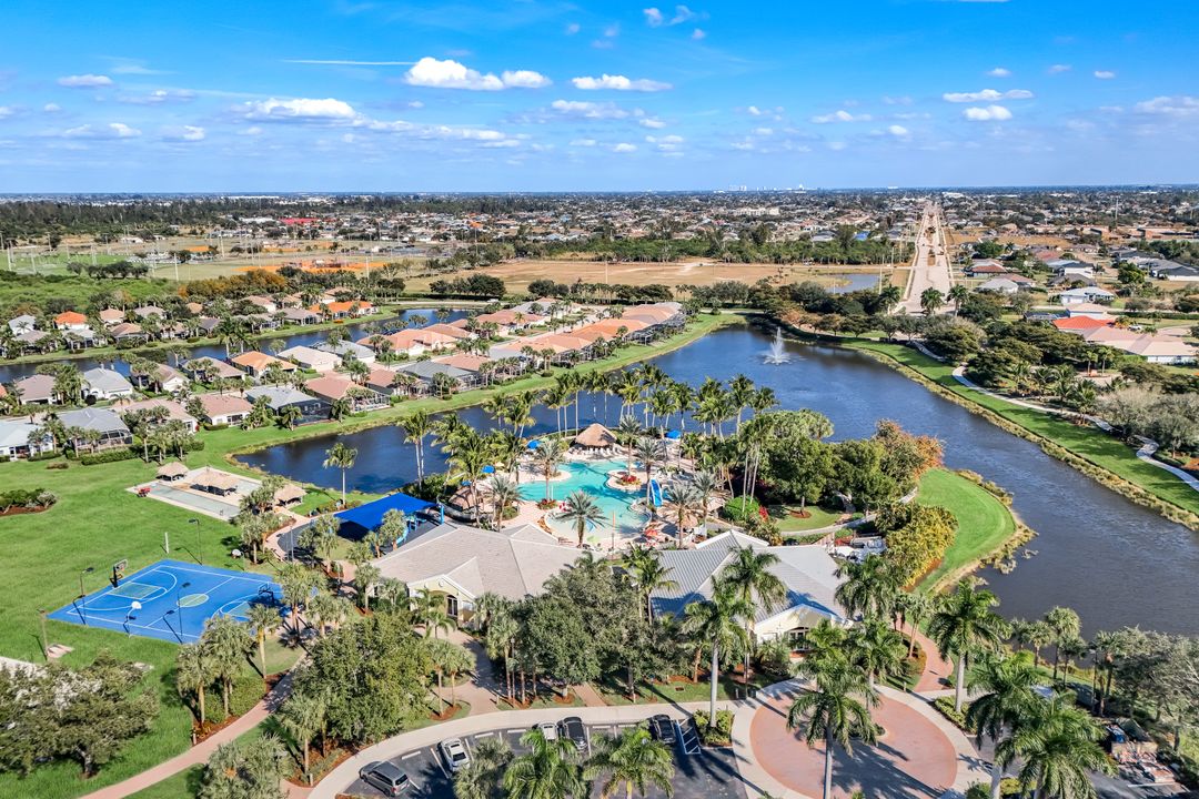 2655 Vareo Ct, Cape Coral, FL 33991