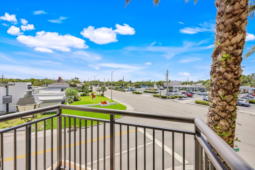 2631 NE 14th Ave #200, Wilton Manors, FL 33334