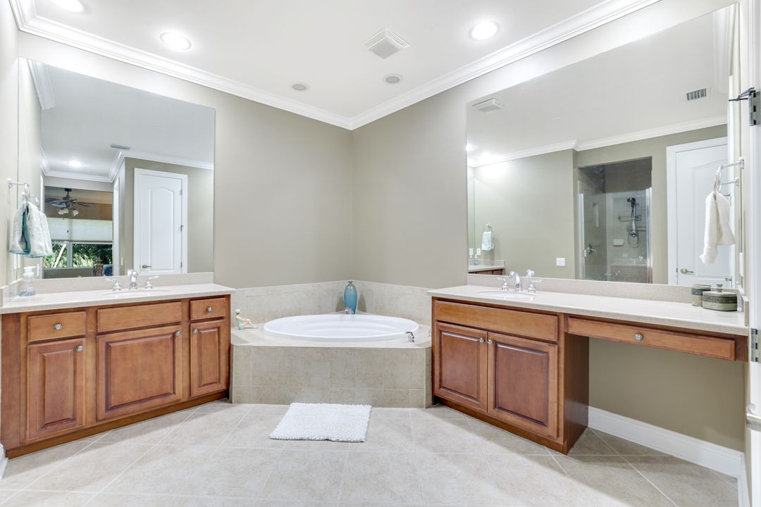 28495 Altessa Way #202, Bonita Springs, FL 34135