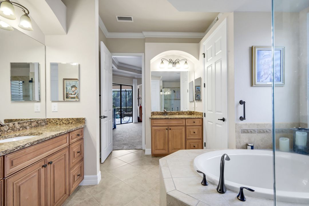 11050 Longwing Dr, Fort Myers, FL 33912