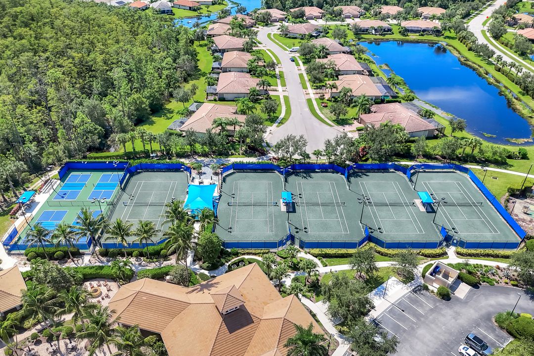10870 Maitland Way, Fort Myers, FL 33913