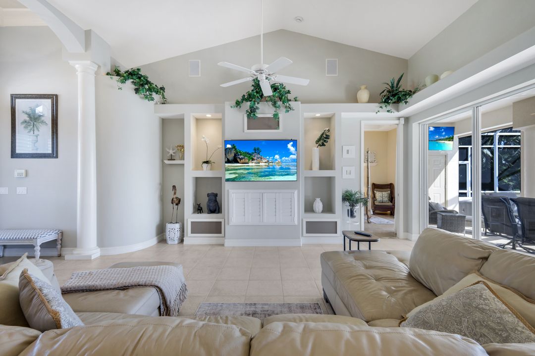 2014 Cape Coral Pkwy W, Cape Coral, FL 33914