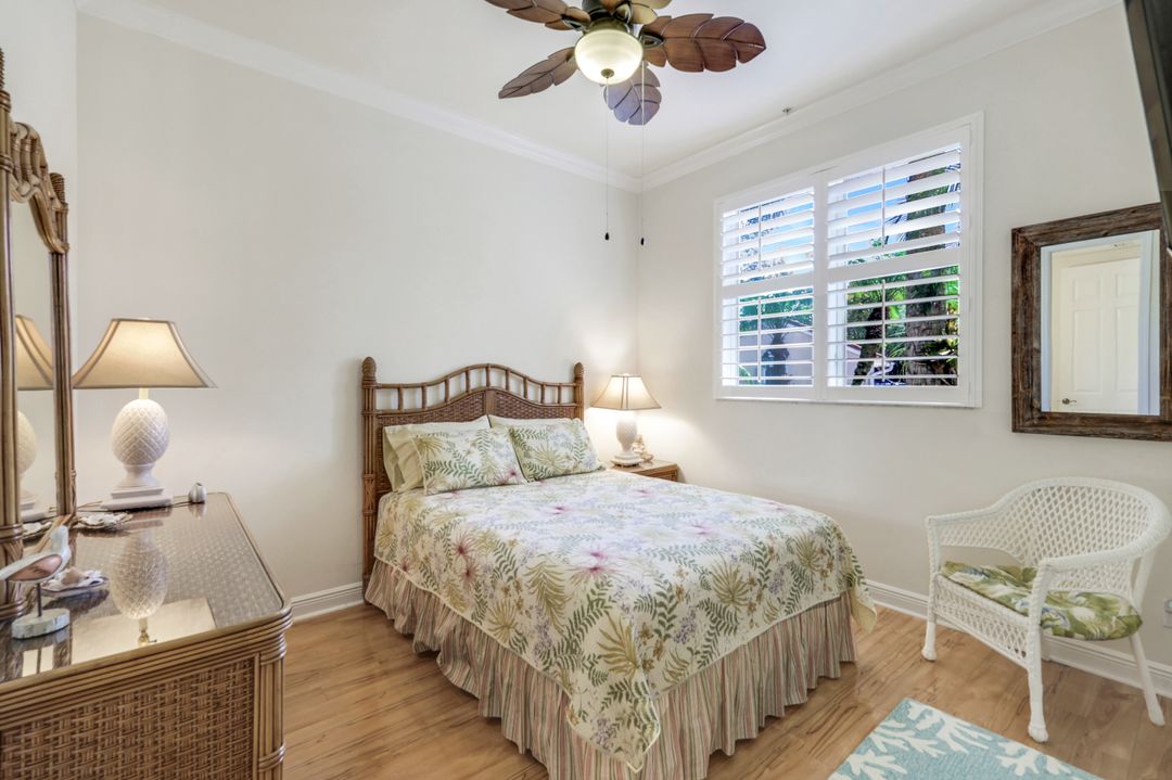 2365 Hidden Lake Dr #9, Naples, FL 34112