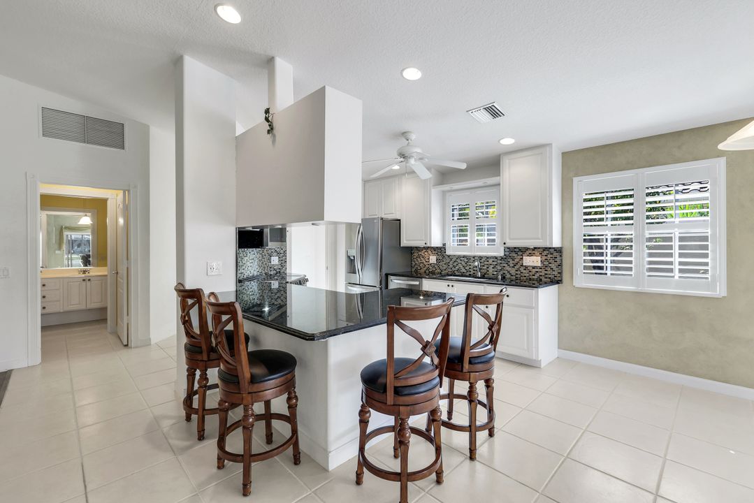 3025 Futuna Ln, Naples, FL 34119