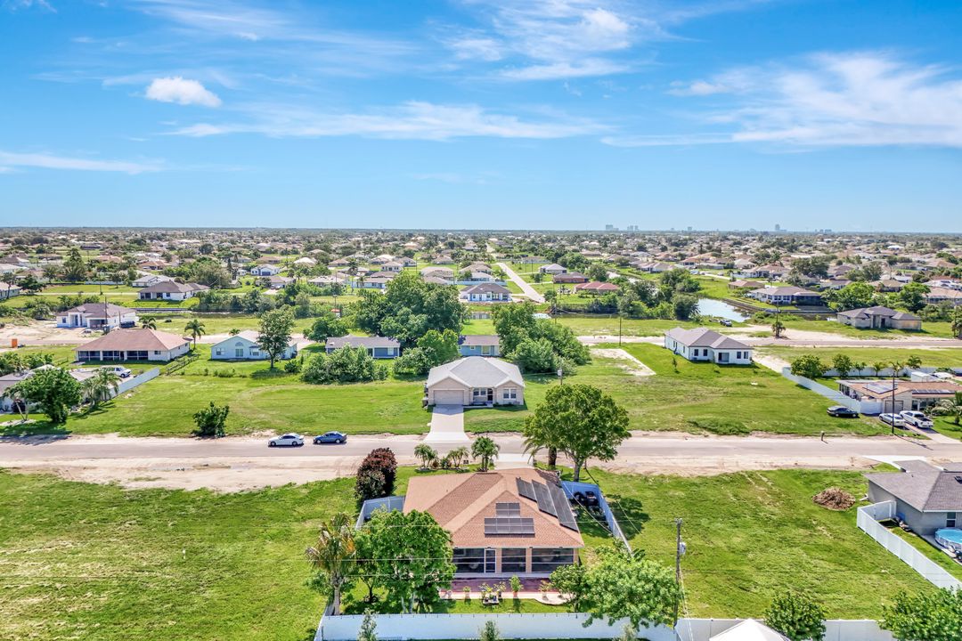 1206 NE 5th Ave, Cape Coral, FL 33909