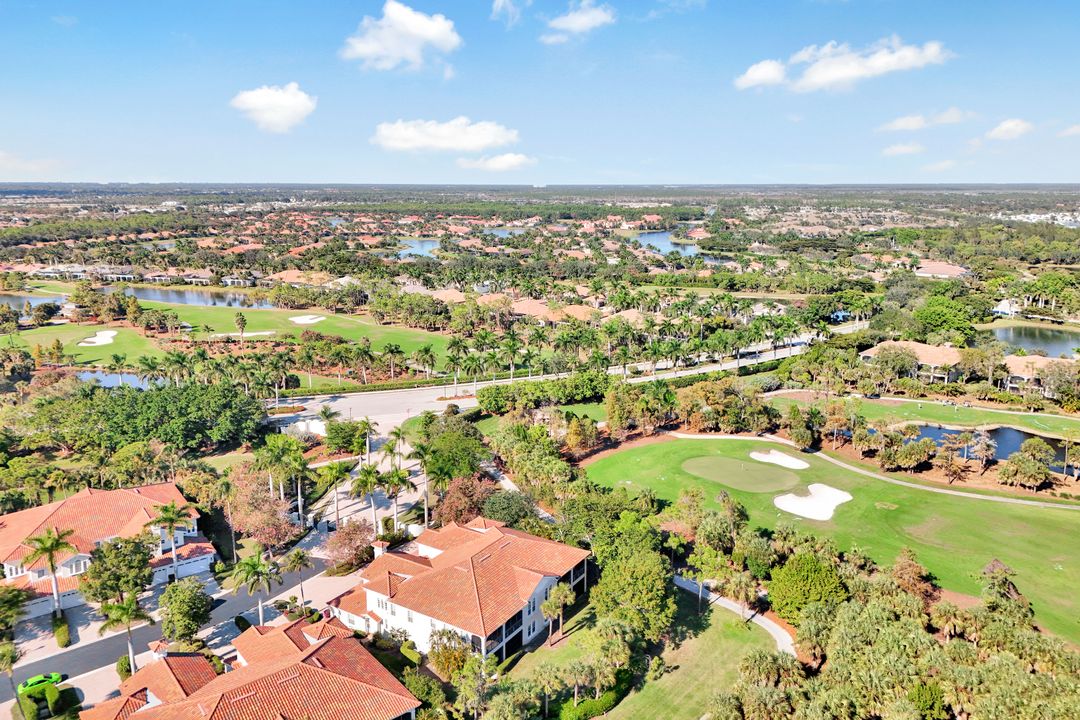 9002 Cascada Way #102, Naples, FL 34114