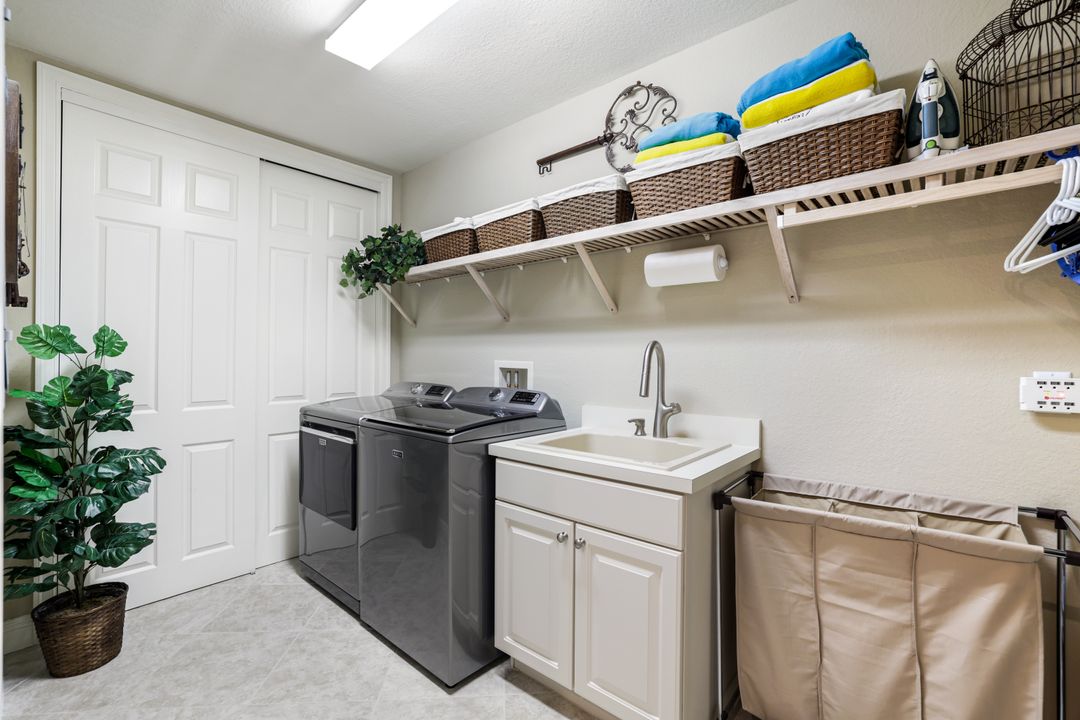 6446 Legacy Cir #102, Naples, FL 34113