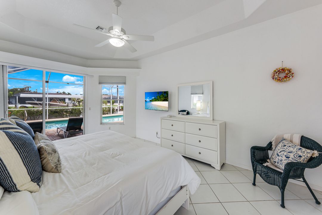 3712 SE 17th Pl, Cape Coral, FL 33904