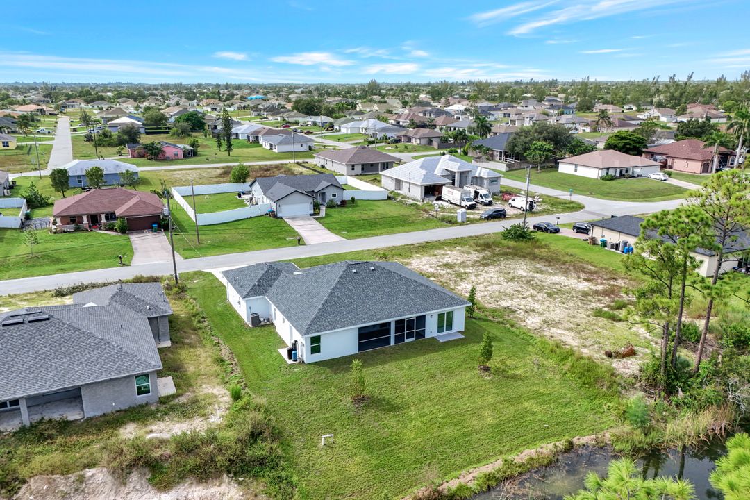 1907 NW 20th Terrace, Cape Coral, FL 33993