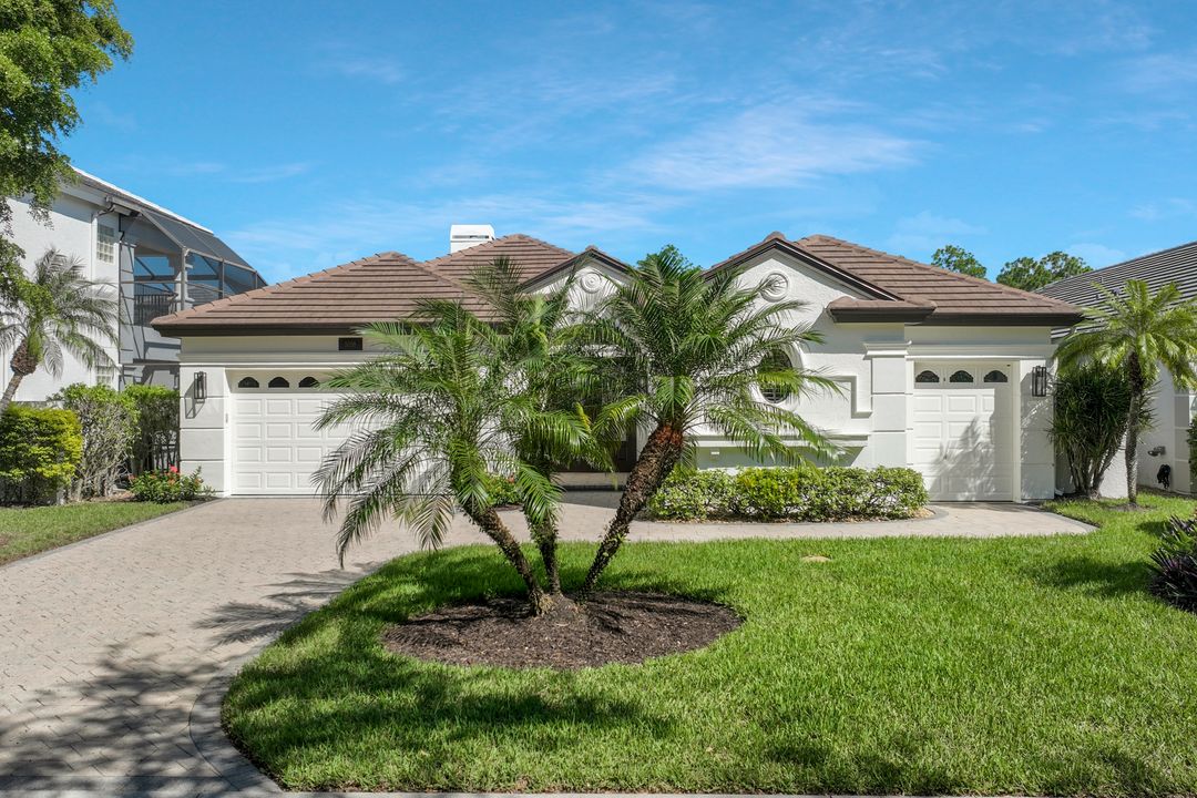 5058 Kensington High St, Naples, FL 34105