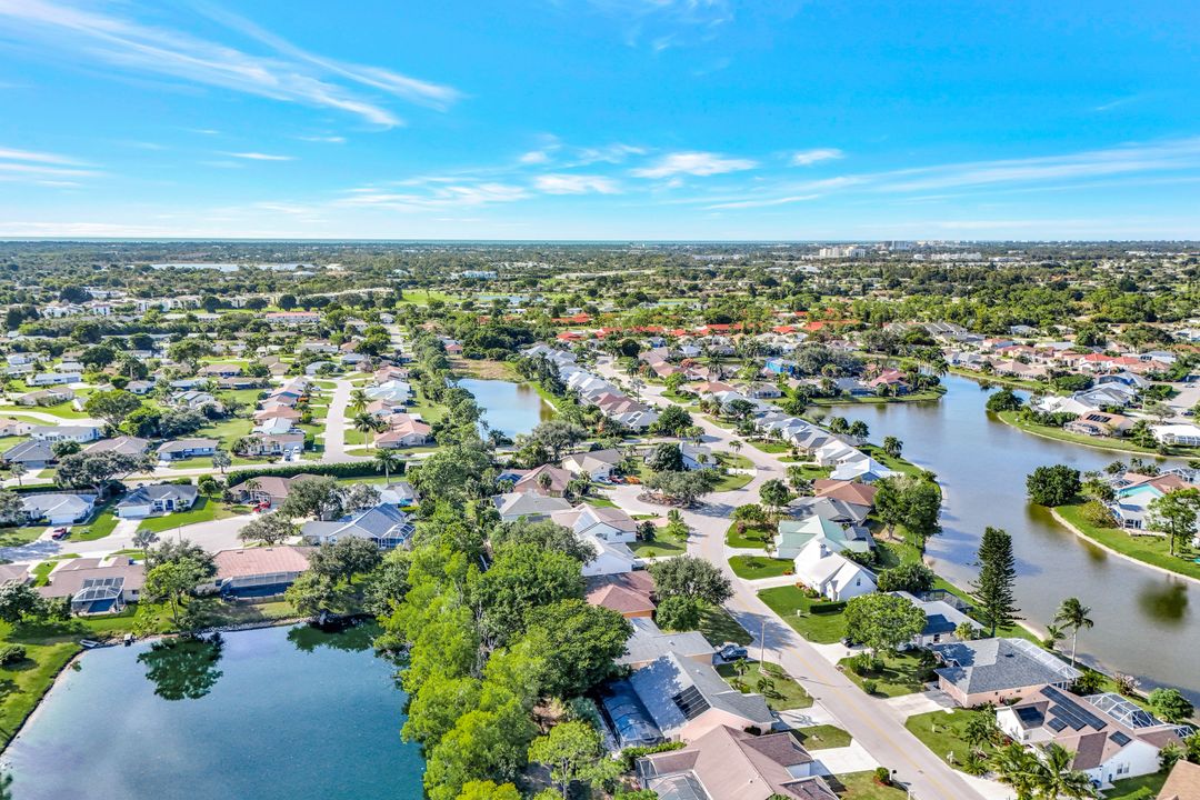 3650 Kent Dr, Naples, FL 34112