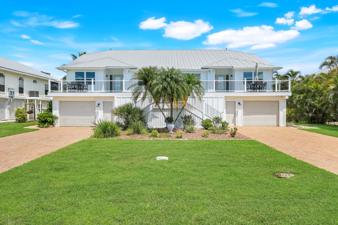 21580 Indian Bayou Dr, Fort Myers Beach, FL 33931