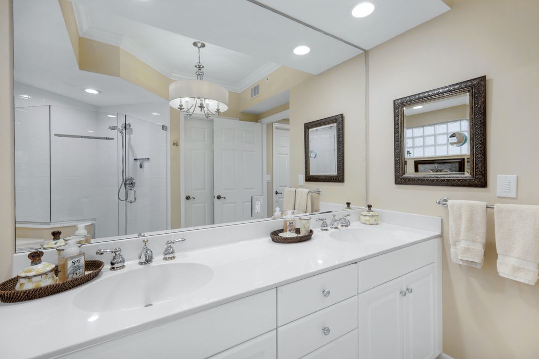 315 Dunes Blvd #307, Naples, FL 34110