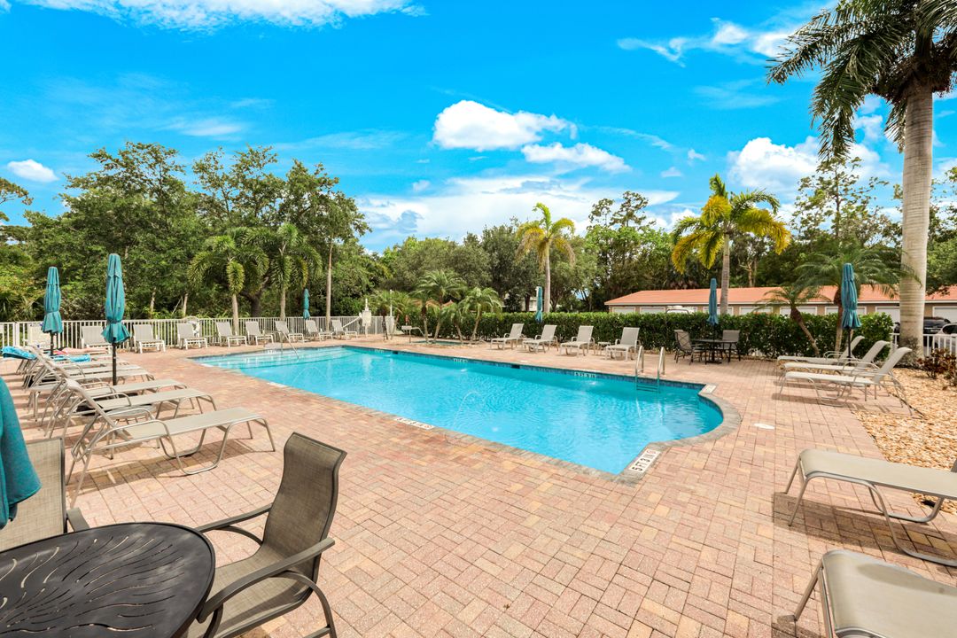 4455 Botanical Pl Cir #103, Naples, FL 34112