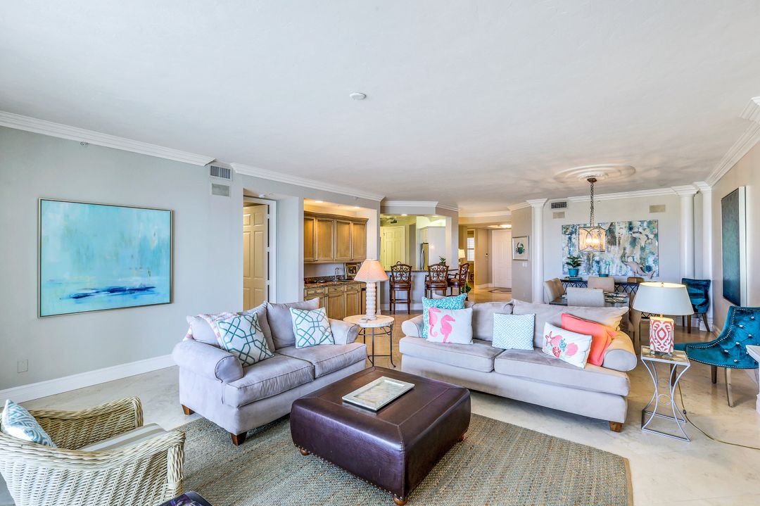 410 Flagship Dr #903, Naples, FL 34108