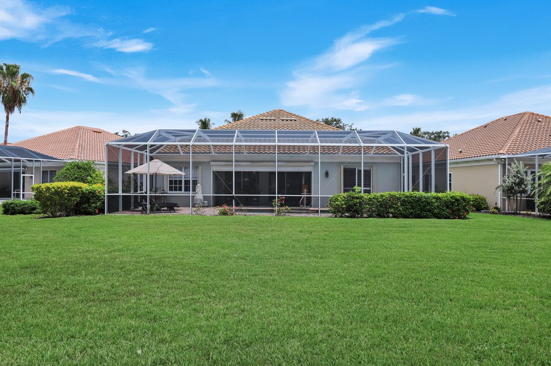 5855 Charlton Way, Naples, FL 34119